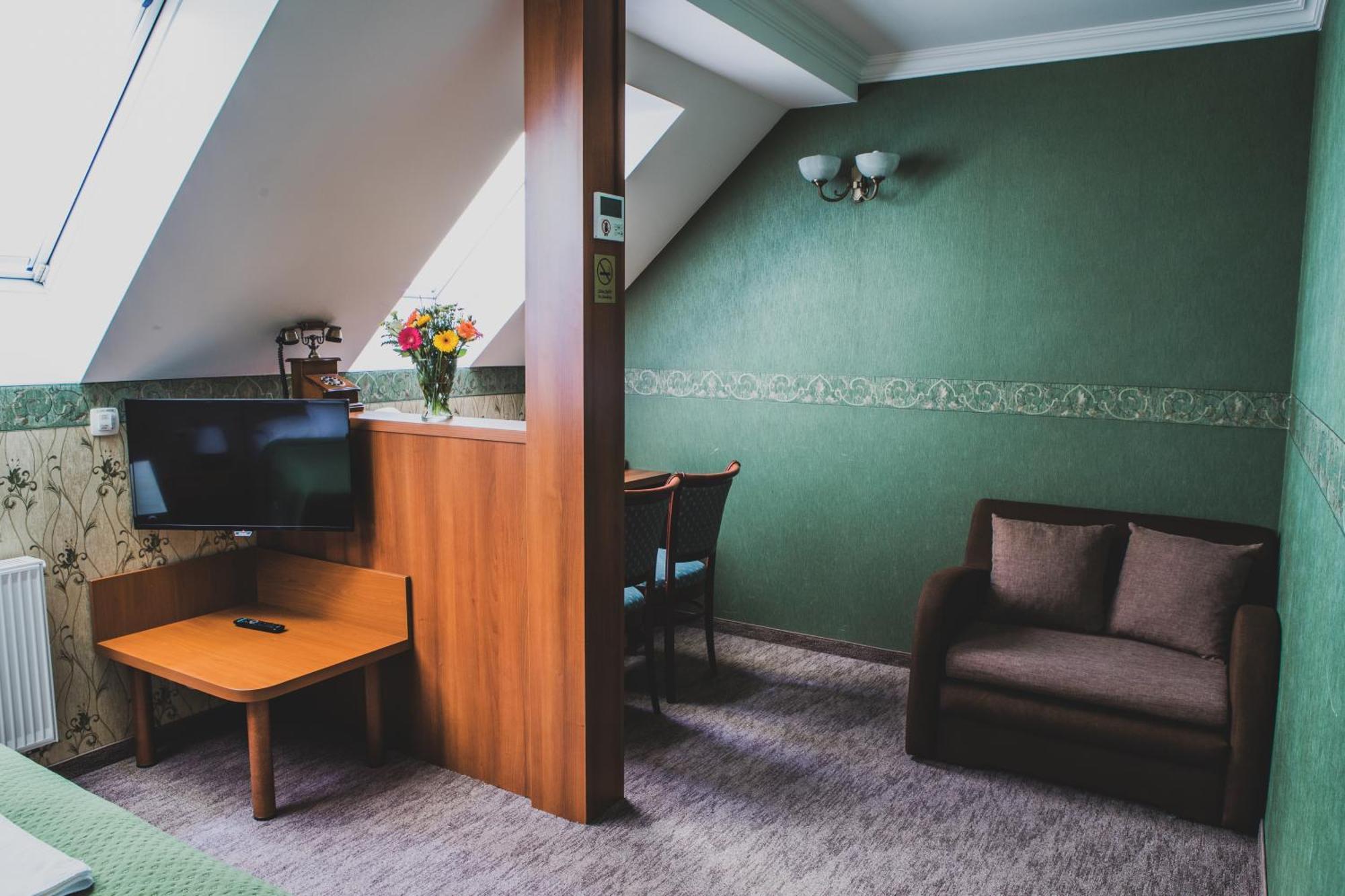 בויניצה Hotel Lipa מראה חיצוני תמונה