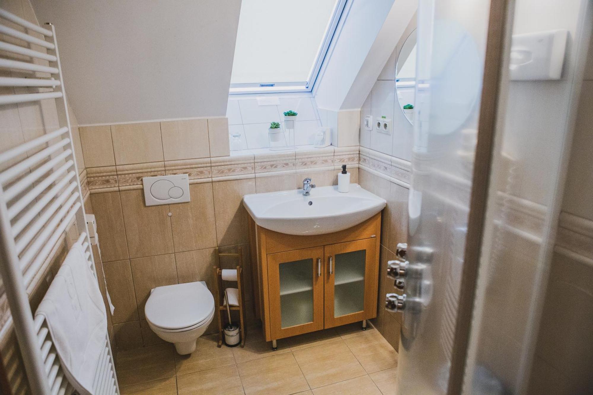 בויניצה Hotel Lipa מראה חיצוני תמונה